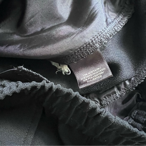 Ann Taylor Black Lightweight Tapered Leg Stretch Elastic Waist Pants - Picture 3 of 4